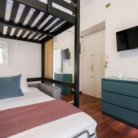 Apartamento Lovely Studio Flat 2 Metro Stops From Colosseum