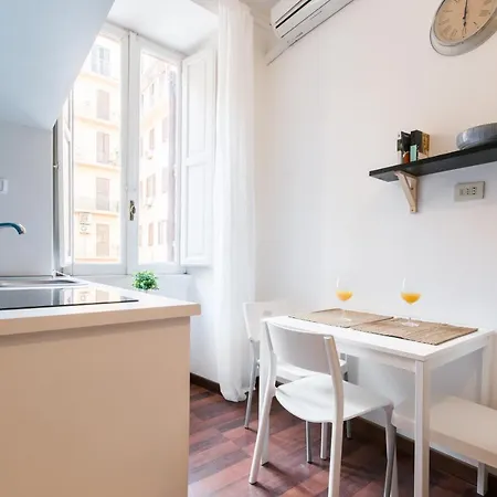 Lovely Studio Flat 2 Metro Stops From Colosseum Apartamento